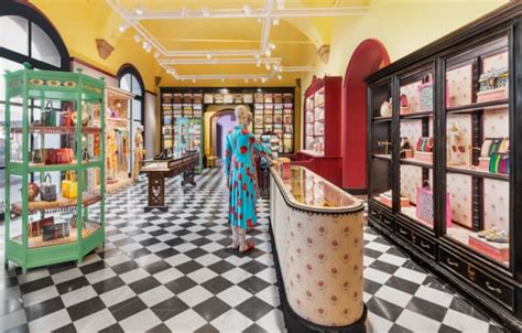 gucci museum paris|gucci garden boutique.